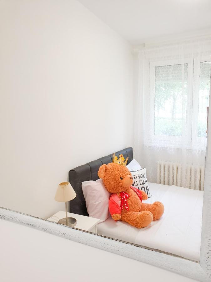 Apartment Iskra Beograd Eksteriør billede